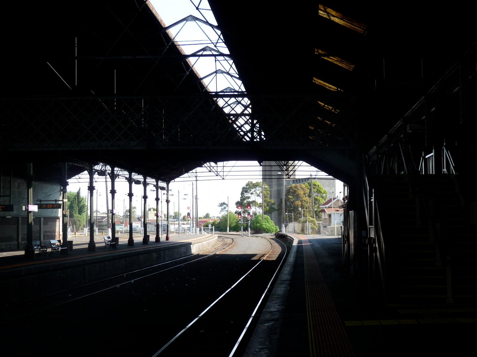 Geelong's Complete Public Transport Guide: Trains, Buses, Routes
