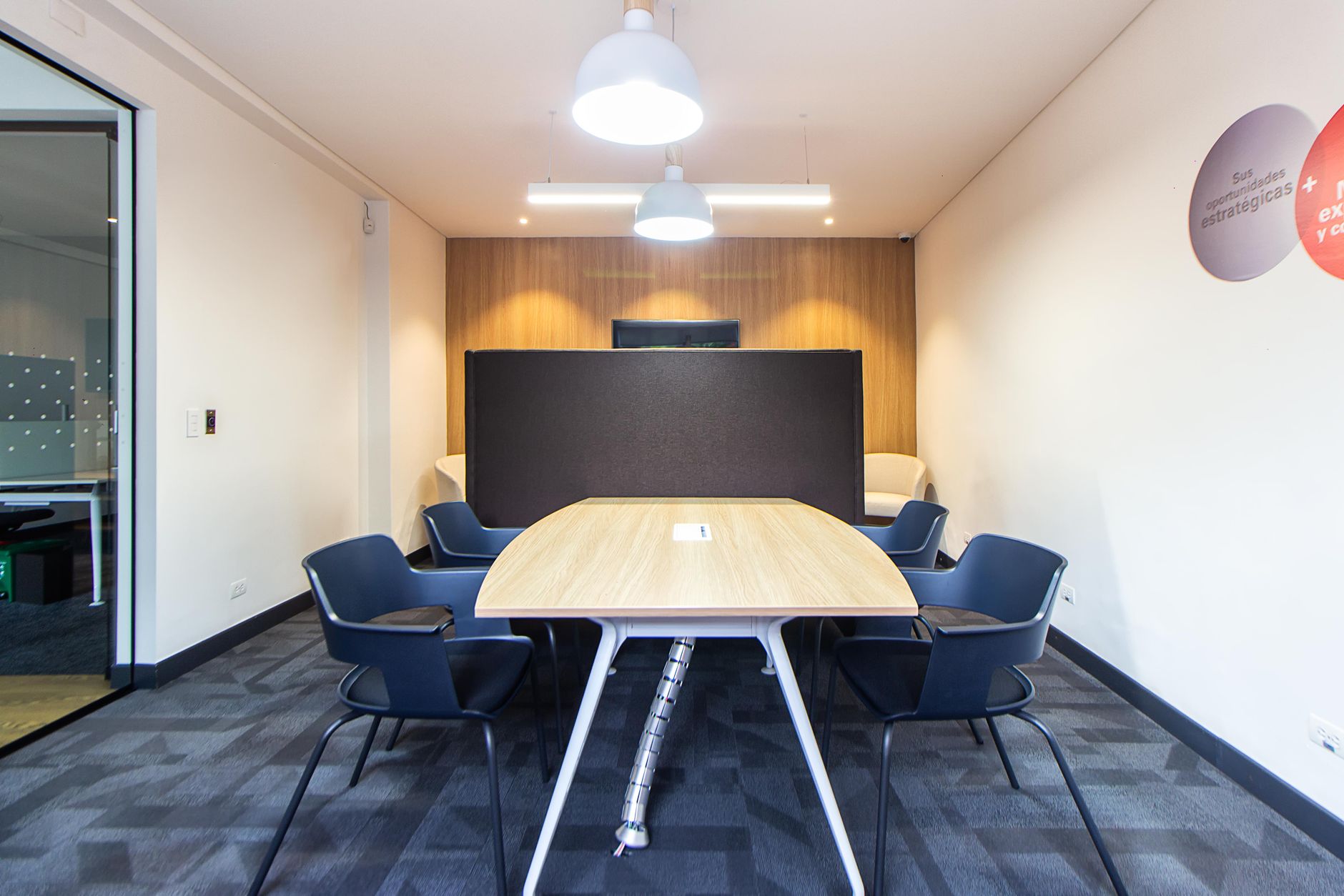 From Waterfront Cafés to Western Heights: How Geelong's Tech Boom Is Rewiring Daily Life