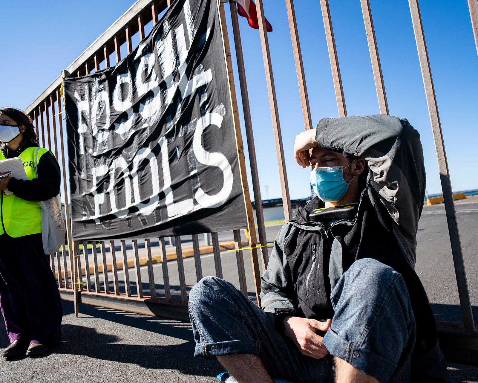 Port of Geelong Blockade Against Seismic Testing in the Otways Basin