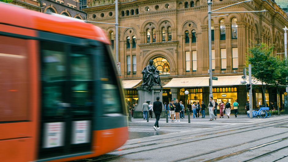 Geelong Transforms from Manufacturing Hub to Diversified Economy