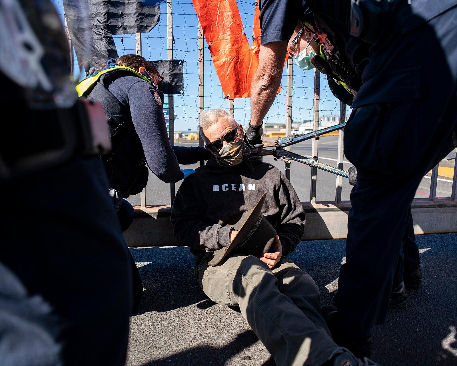 Port of Geelong Blockade Against Seismic Testing in the Otways Basin